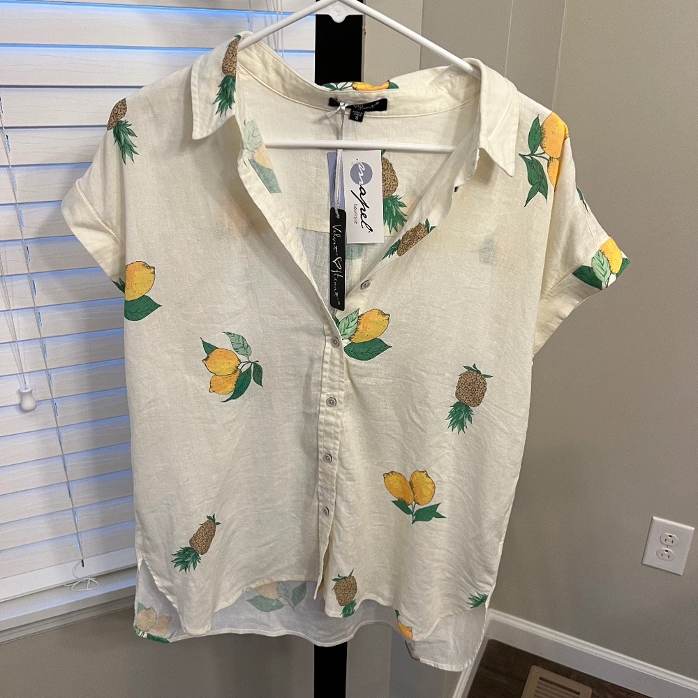 NWT Pineapple Linen Flowy Lemon Button-Down - S